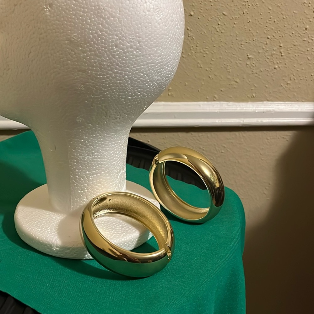 Beautiful gold bracelets larger wrist